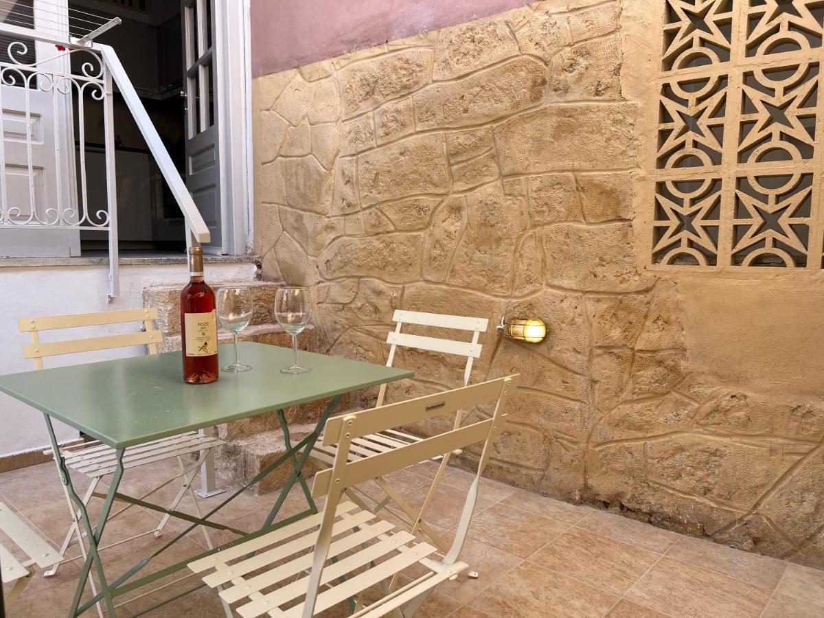 Central Suites Aegina 2 ภายนอก รูปภาพ