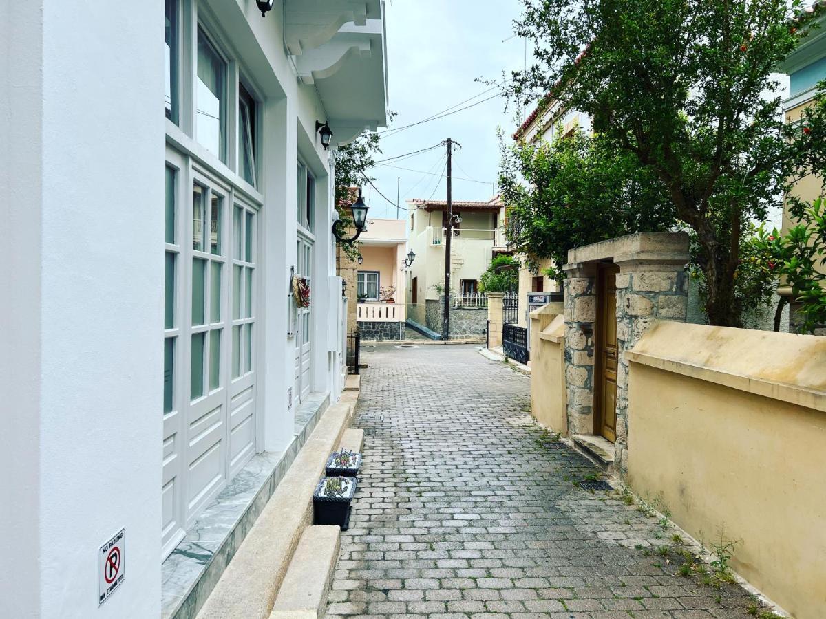 Central Suites Aegina 2 ภายนอก รูปภาพ